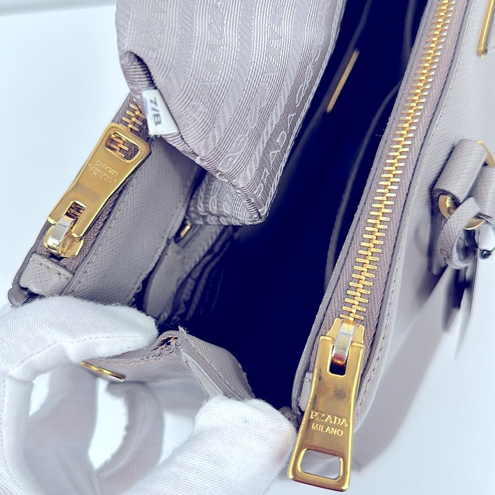 Authenticated PRADA Galleria Saffiano Bag -Beige - Picture 14 of 17